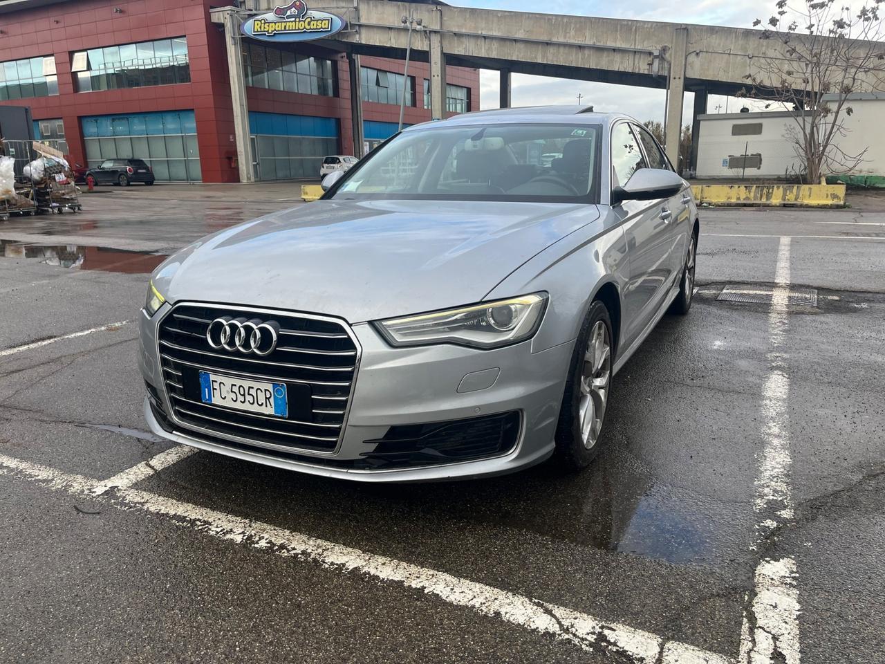 Audi A6 3.0 TDI 272 CV quattro S tronic Business 284.000 KM