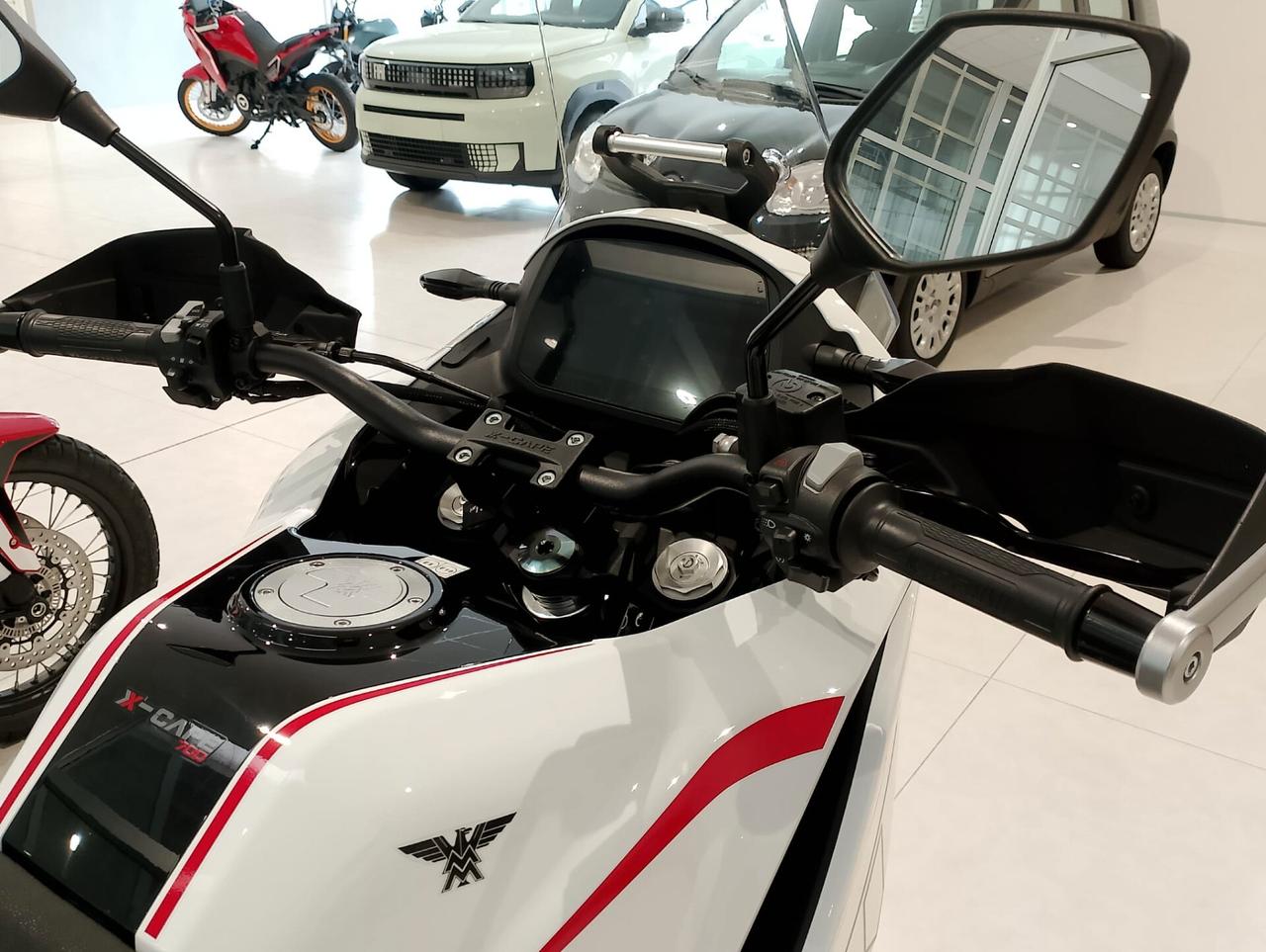 Moto Morini X-Cape 700 CERCHI A RAGGI NERI