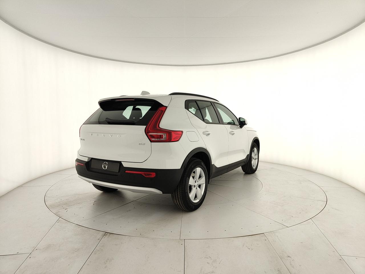 VOLVO XC40 2.0 b3 Essential auto