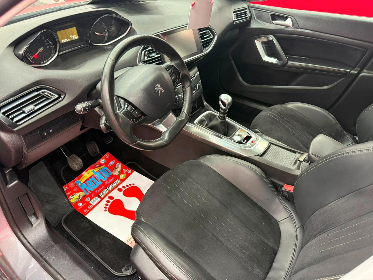 Peugeot 308 1.2 131cv Turbo Allure - 2014