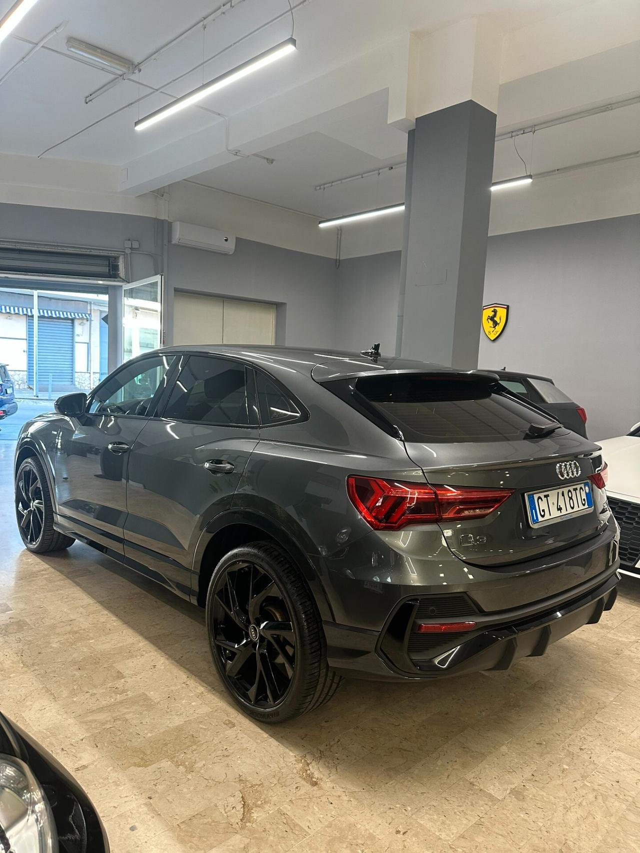 Audi Q3 SPORTBACK 35 TDI S - line edition
