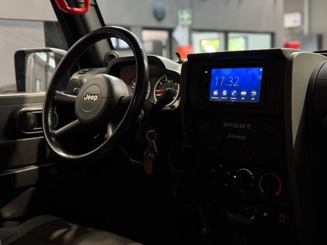 JEEP Wrangler Unlimited 2.8 CRD Sport Auto
