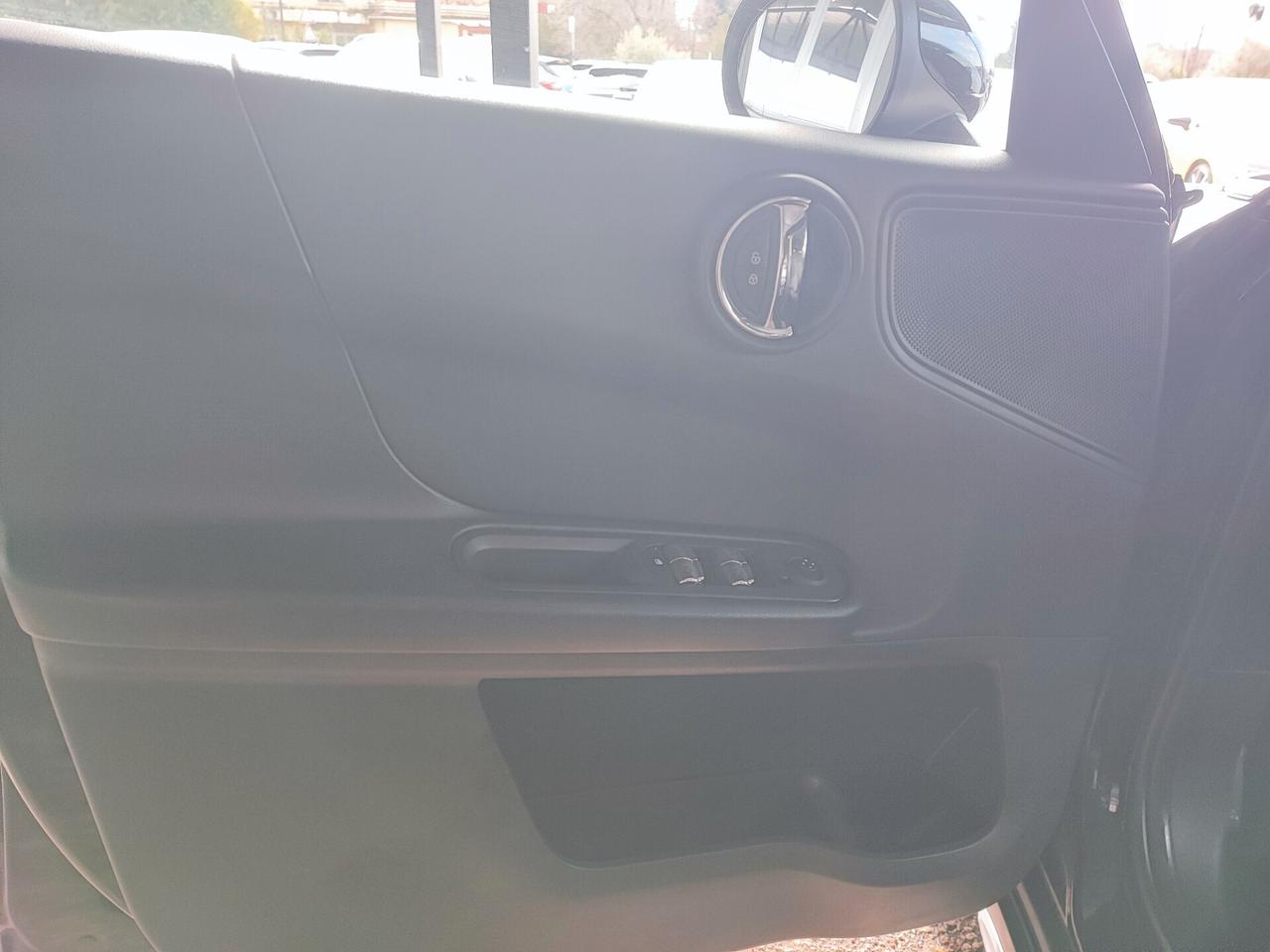 Mini Cooper Countryman 2.0 D Hype ALL4