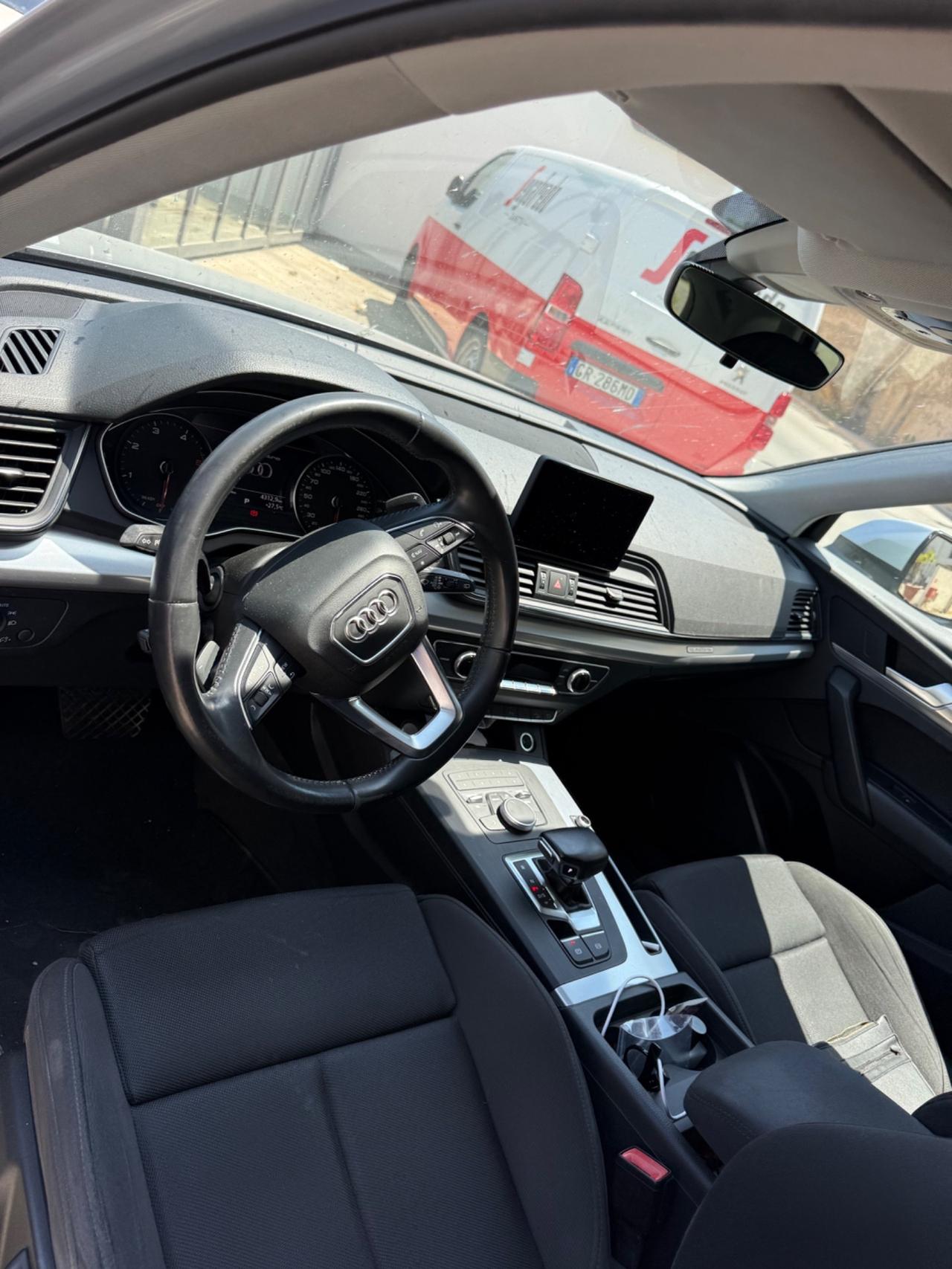 Audi Q5 40 TDI quattro S tronic Design