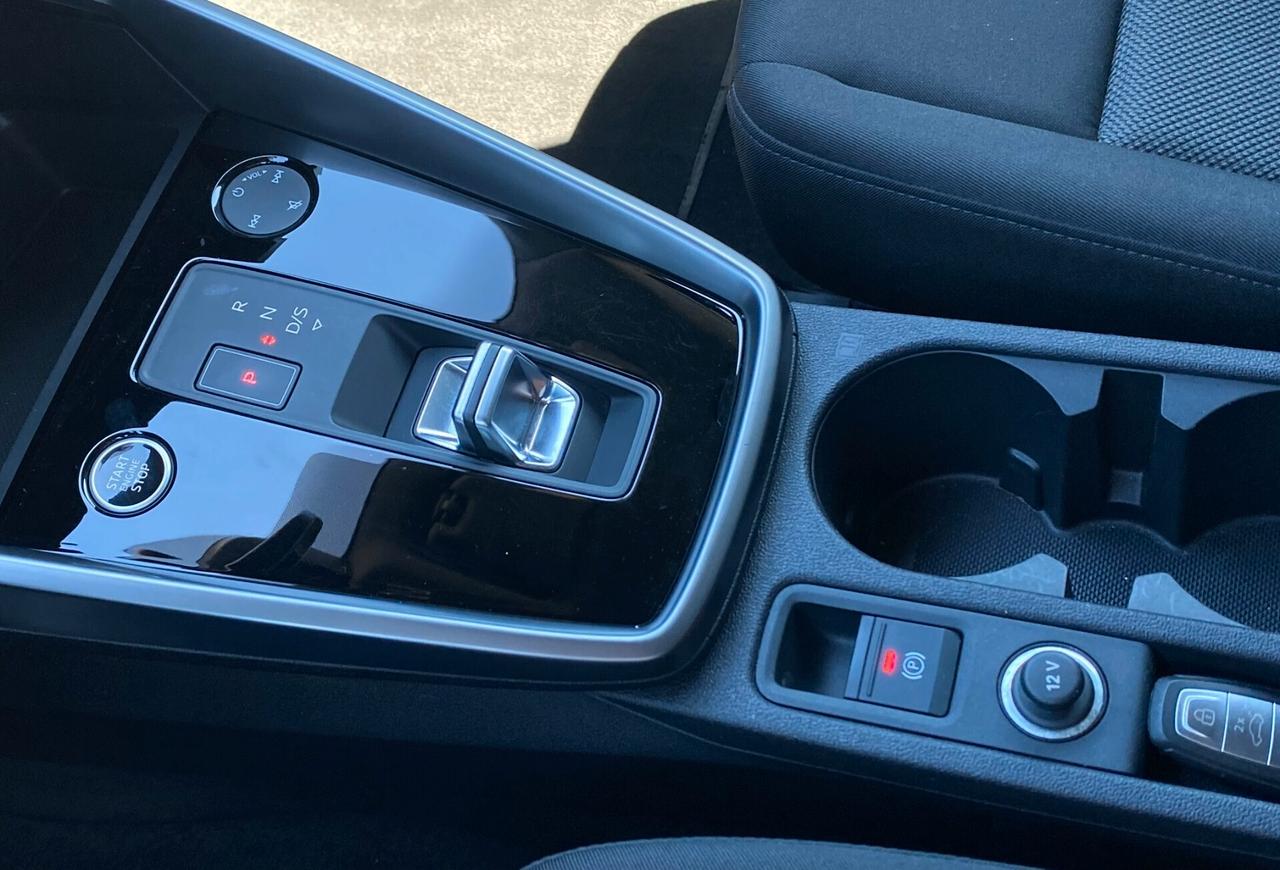 Audi A3 Sportback Business 2.0 TDI 116CV 30