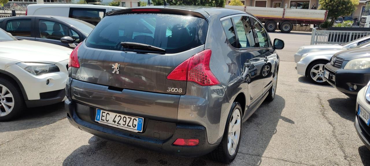 Peugeot 3008 1.6 HDi 110CV Outdoor