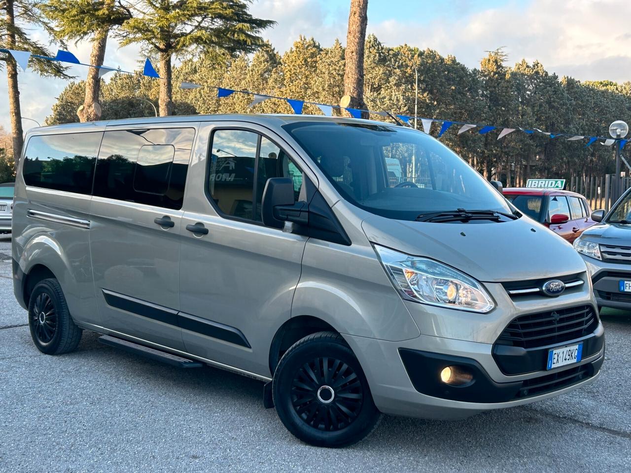 Ford Tourneo Custom 125CV Titanium 8 POSTI