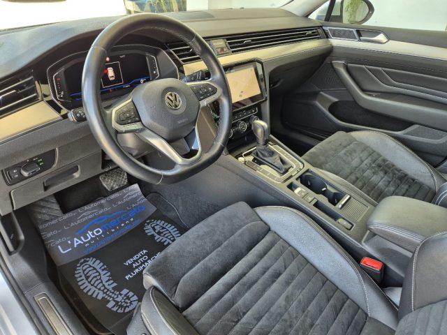 VOLKSWAGEN Passat Variant 2.0 TDI SCR EVO DSG Executive