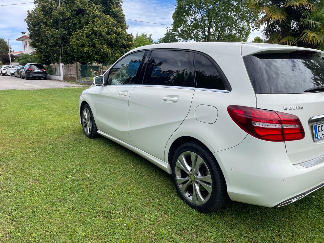 Mercedes-benz B 200 d Automatic Premium