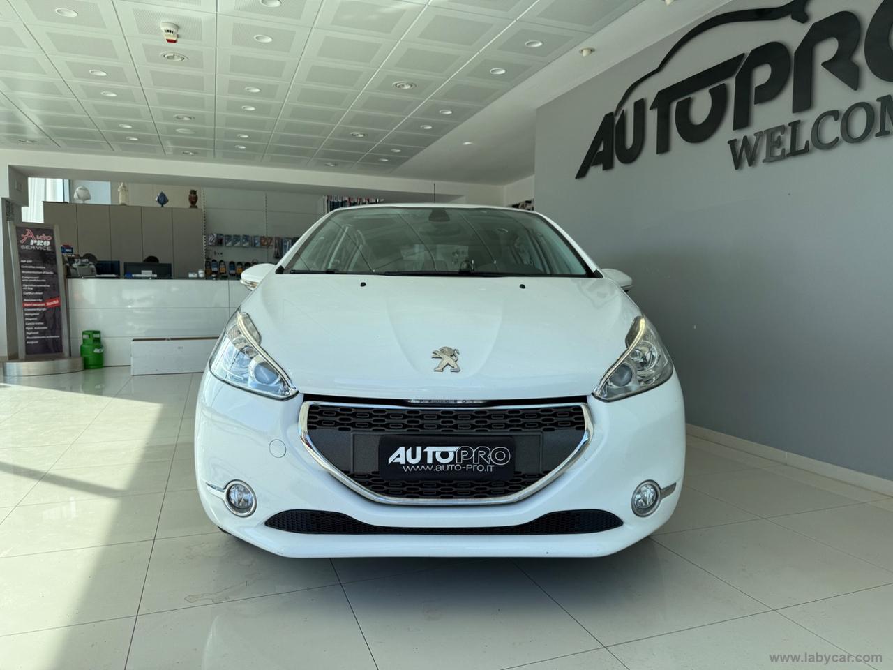 PEUGEOT 208 1.2 VTi 82 CV 5p. Access