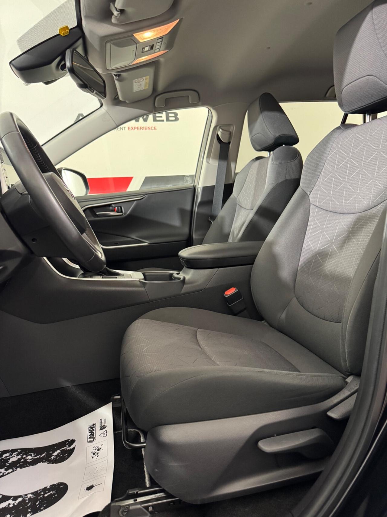 RAV4 2.5 HV (218CV) E-CVT 2WD Active