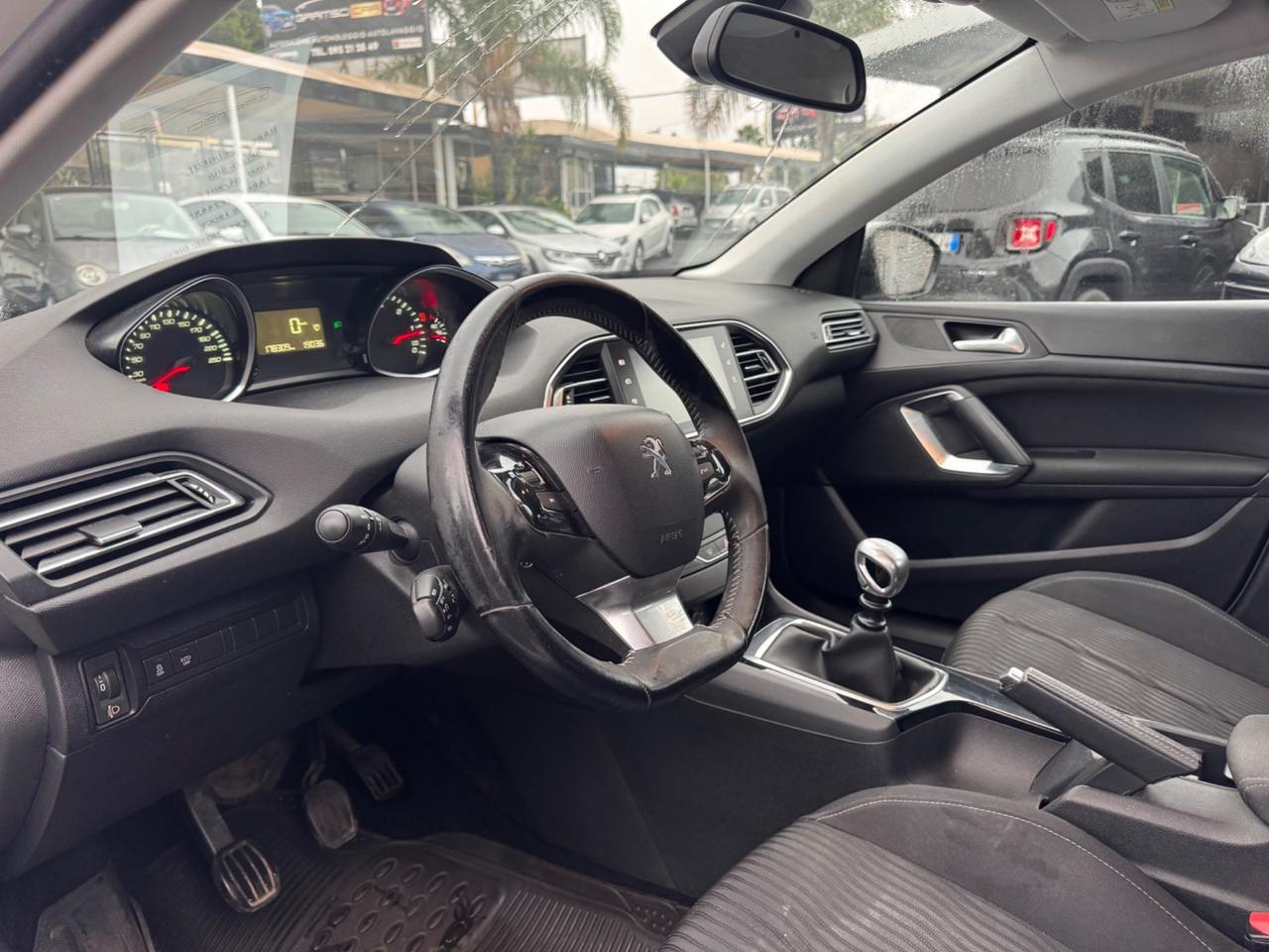 Peugeot 308 BlueHDi 120 S&S SW Allure