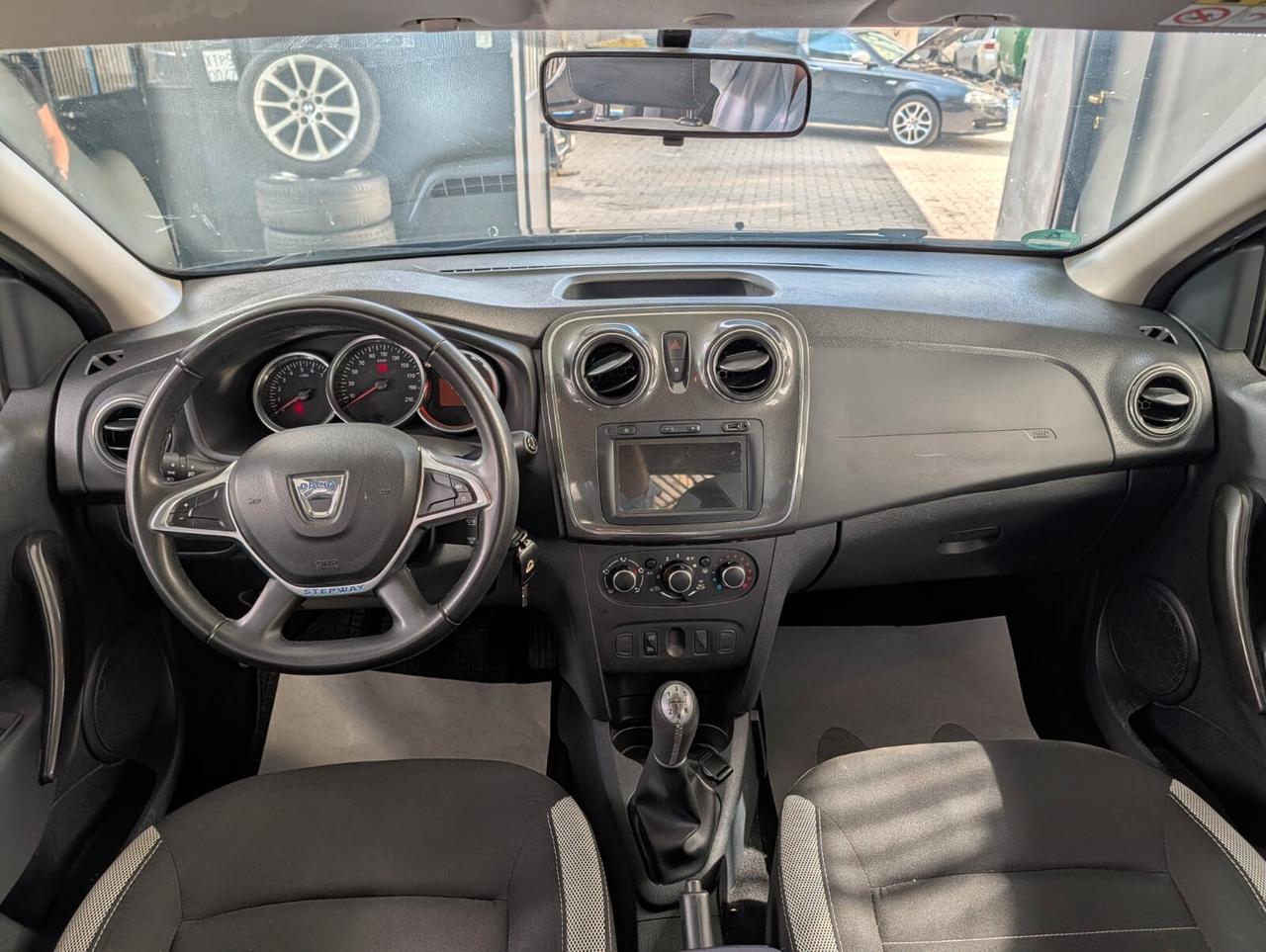 Dacia Sandero Stepway 0.9 TCe Techroad