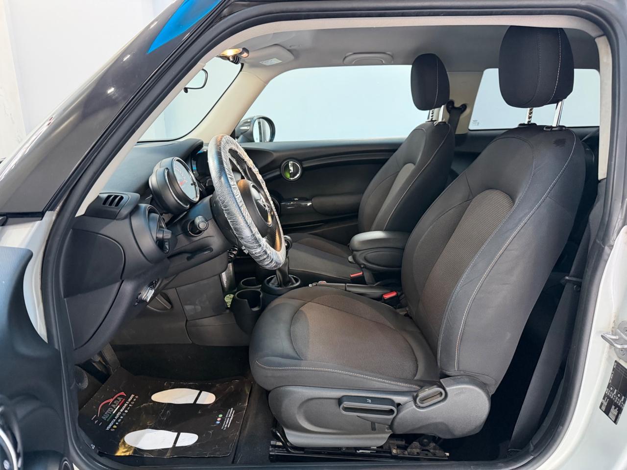Mini 1.5 Cooper D Business XL