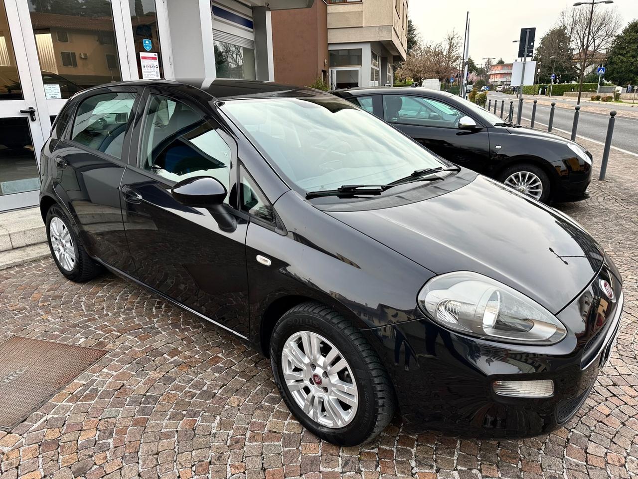 Fiat Punto 1.3MJT II 75 CV 5P Lounge -Neopatentati