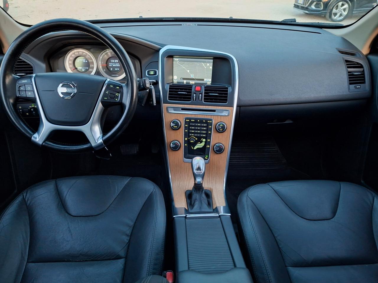 XC60 D5 2.0 D 163cv *TETTO PELLE-LED*