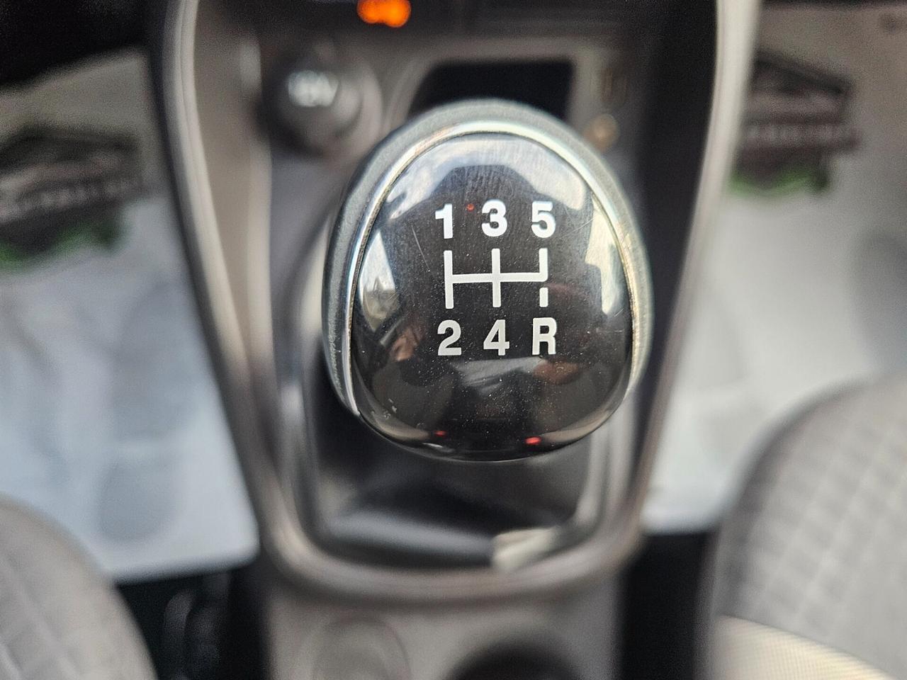 Ford Tourneo Courier 1.0 EcoBoost 100 CV Plus