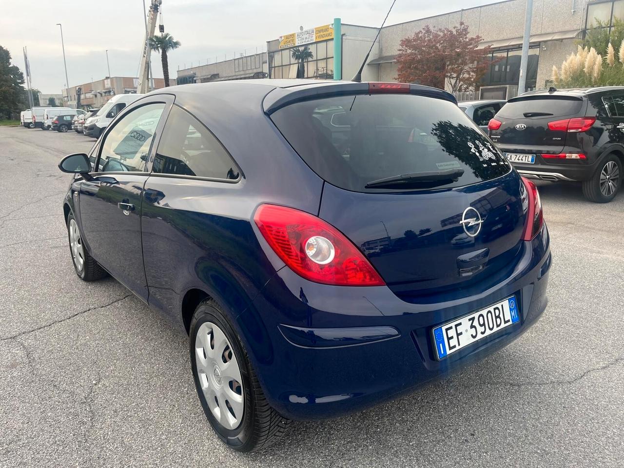 Opel Corsa 1.2 3 porte Club
