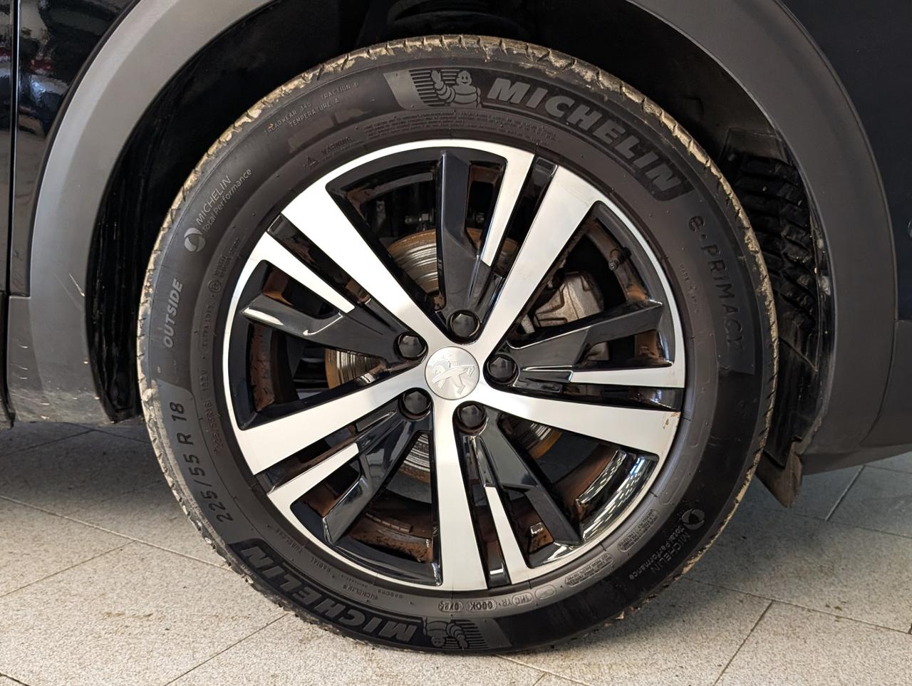 Peugeot 3008 1.2 puretech 130cv GT