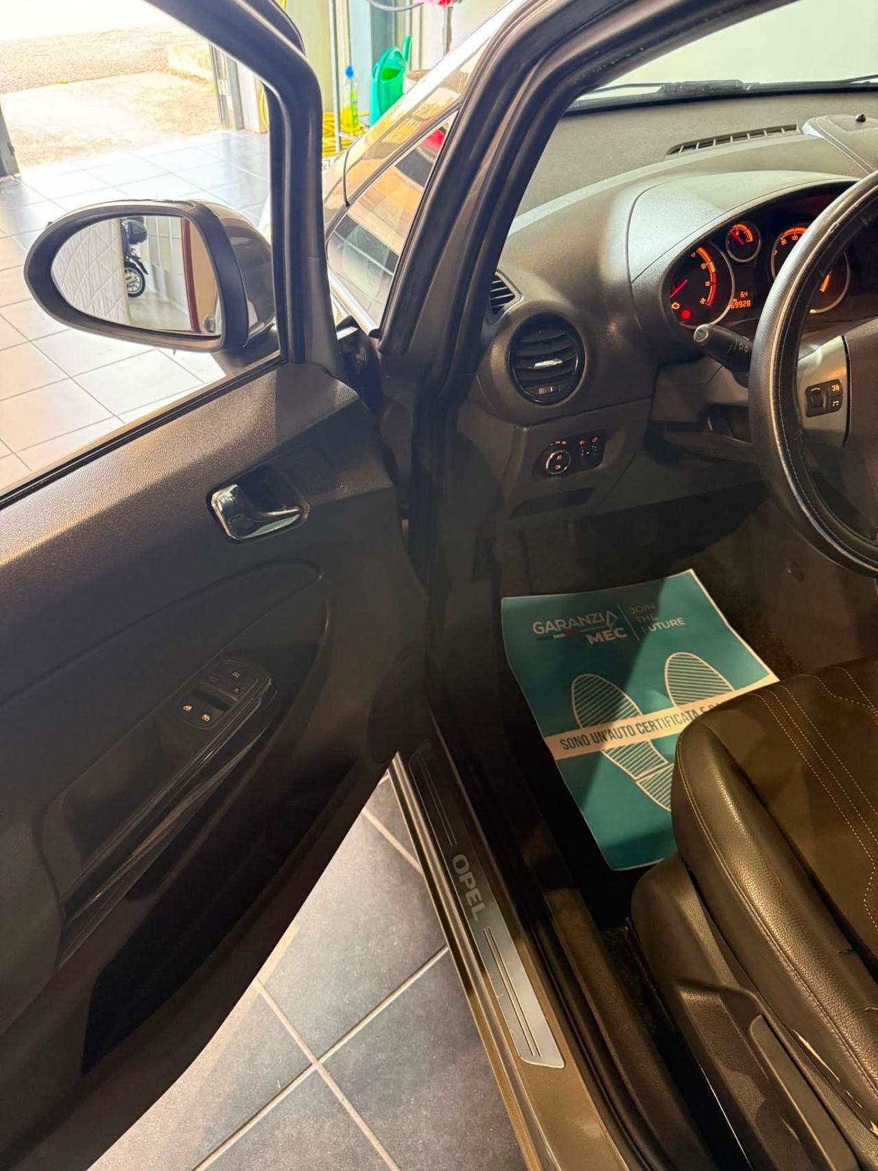 Opel Corsa 1.2 85CV 5 porte GPL-TECH -NEOPATENTATI