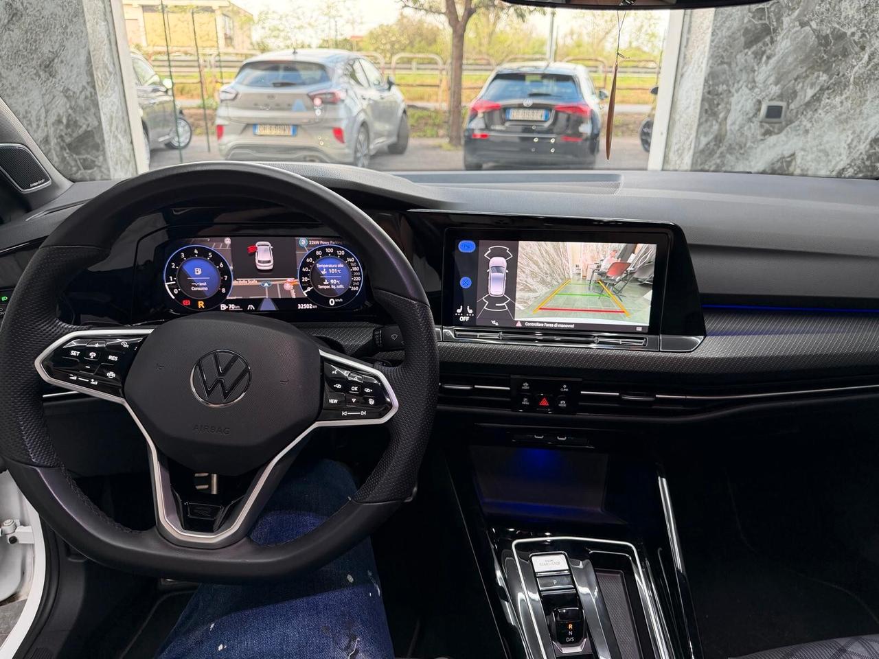 Volkswagen Golf 1.5 eTSI 150 CV EVO ACT DSG R-Line