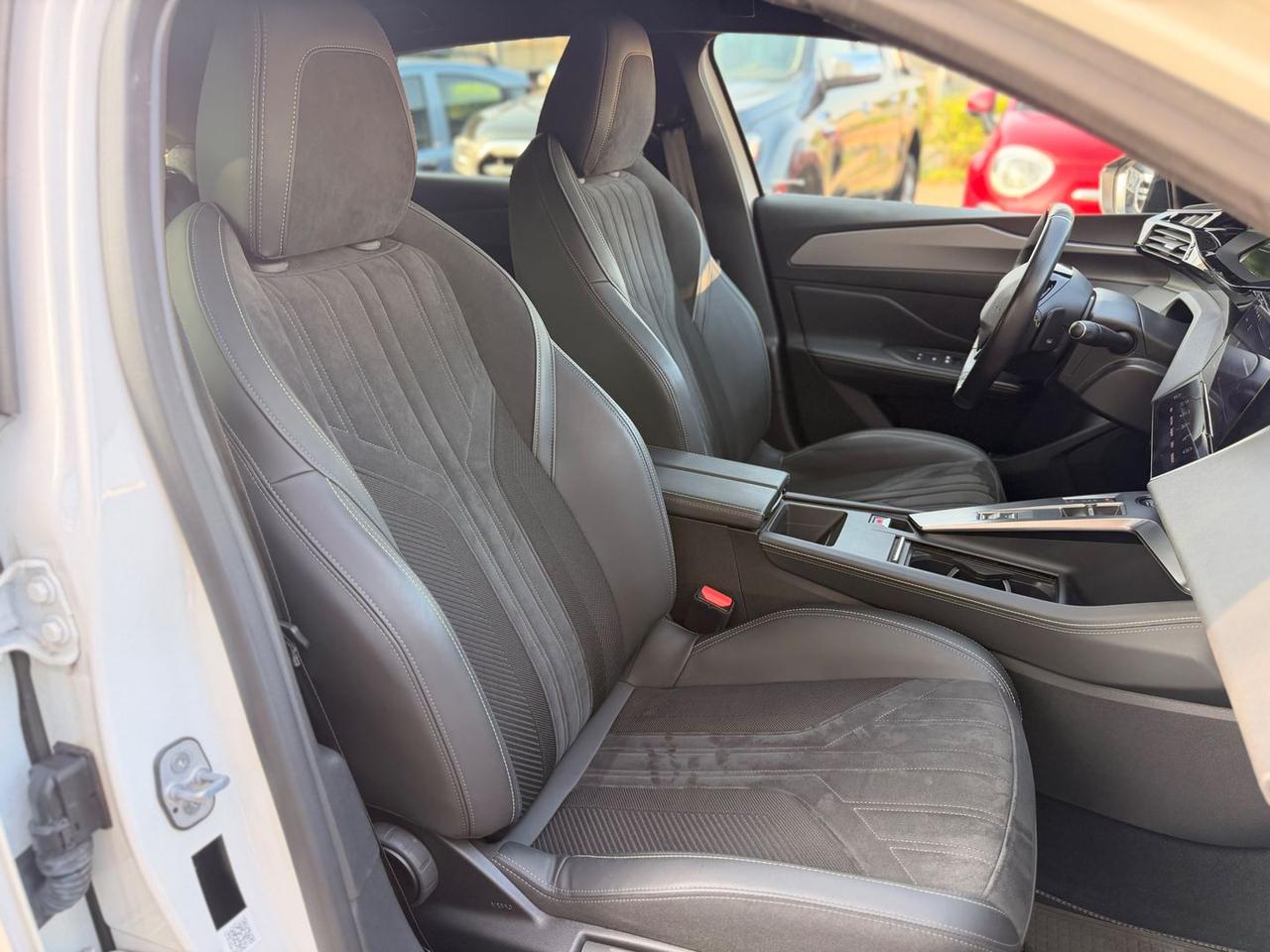 Peugeot 308 GT 1.5 Blue HDI 130 #11789