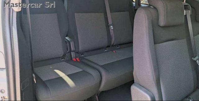 PEUGEOT e-Traveller TRAVELLER 75kWh 136cv Business Standard 9 posti -