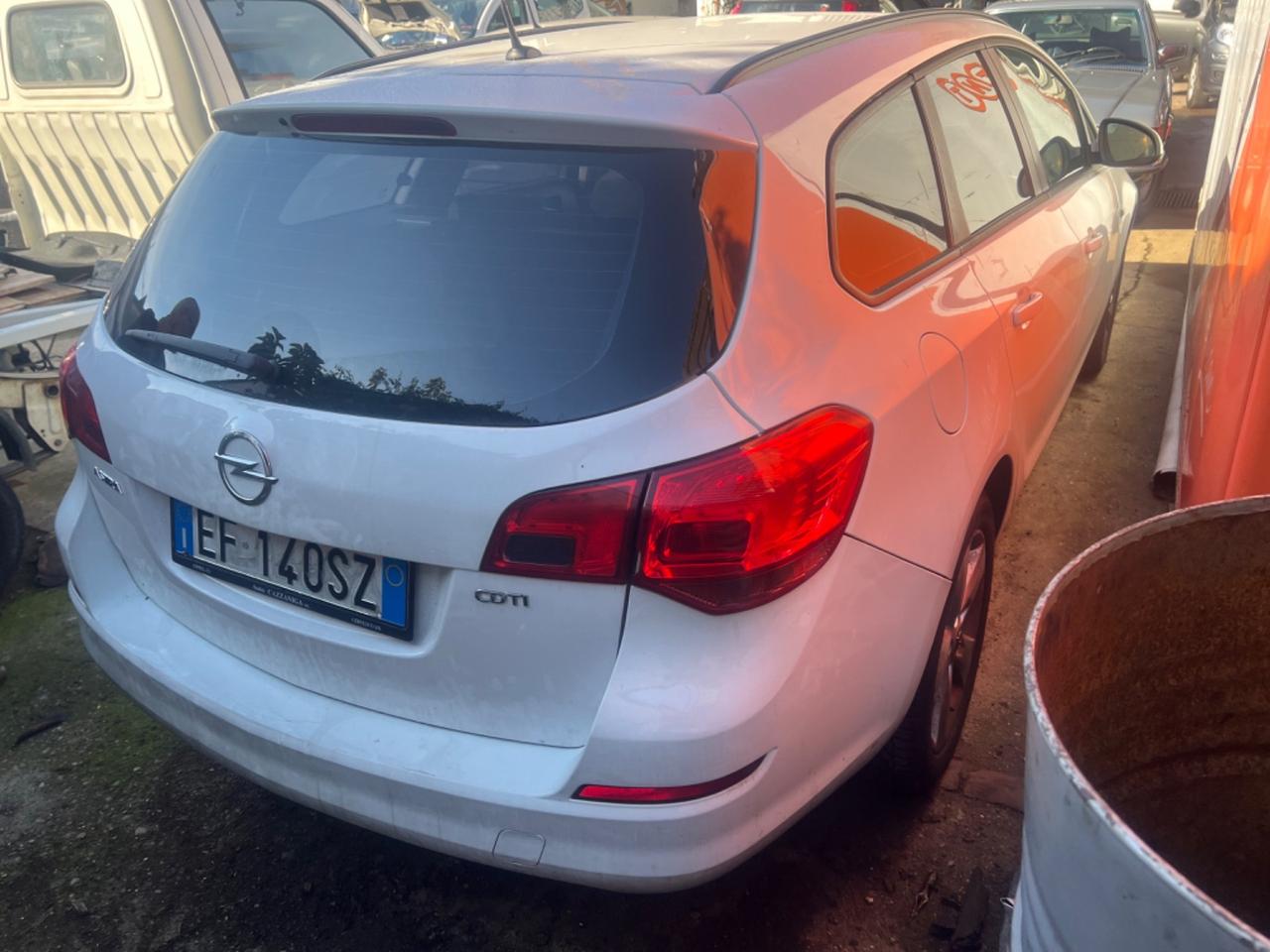 Opel Astra 1.7 Cdti Sports Tourer Problemi al Motore