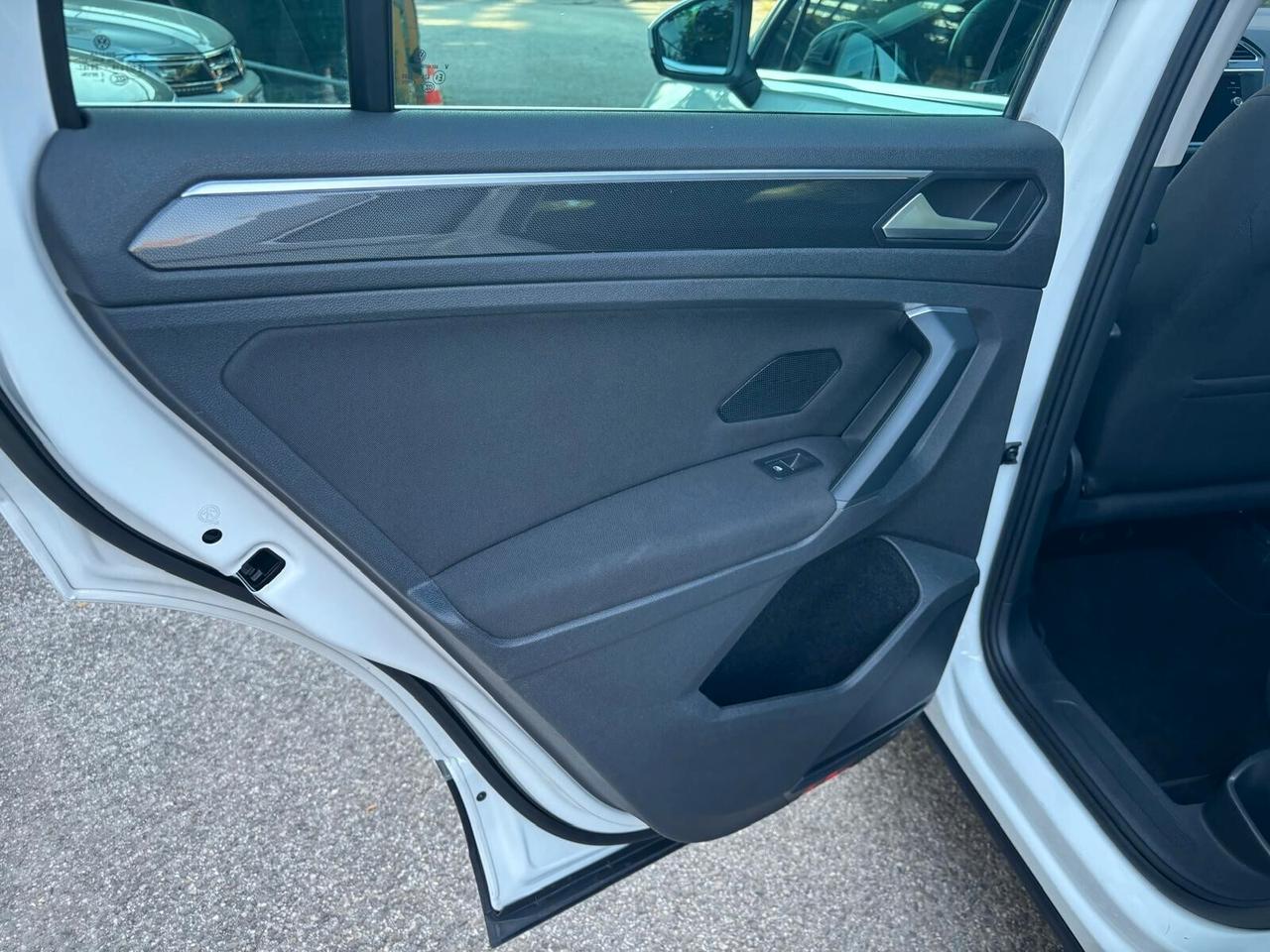Volkswagen Tiguan 1.5 TSI ACT Life OK Neopatentati
