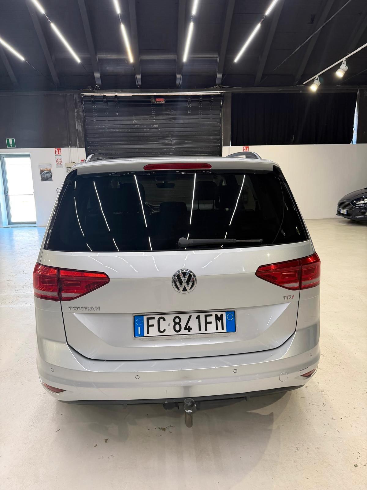 Volkswagen Touran 2.0 TDI 150 CV SCR DSG Comfortline BlueMotion Tech-Neopatentati