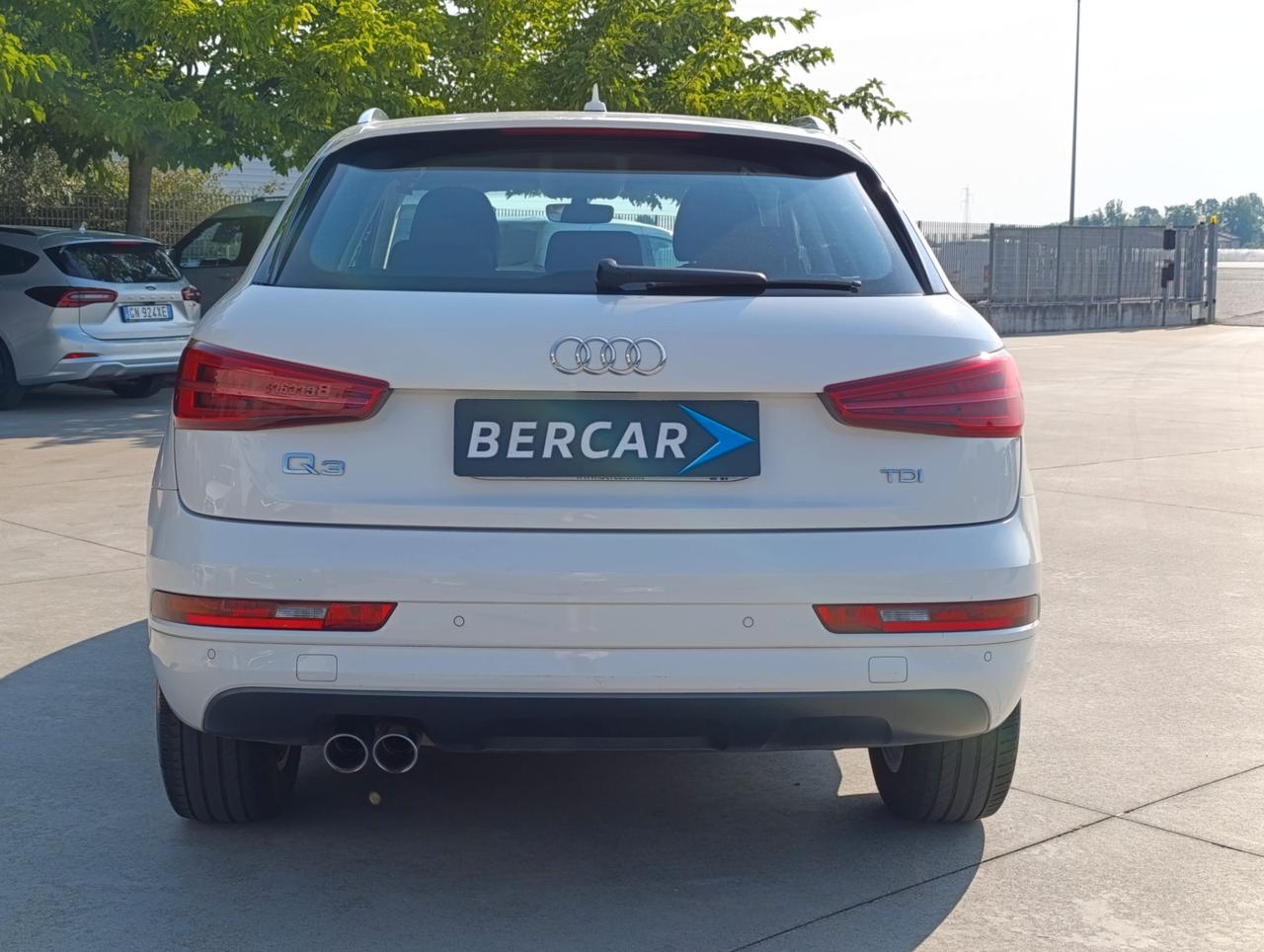 Audi Q3 2.0 tdi Business 120cv s-tronic