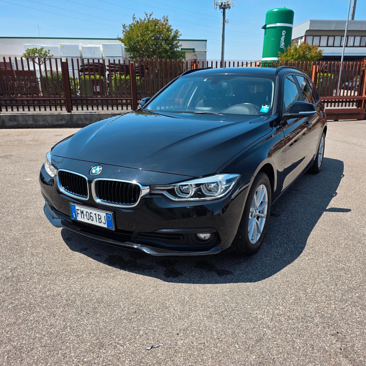 Bmw 318 318d Touring Business Advantage aut. IVA ESPOSTA