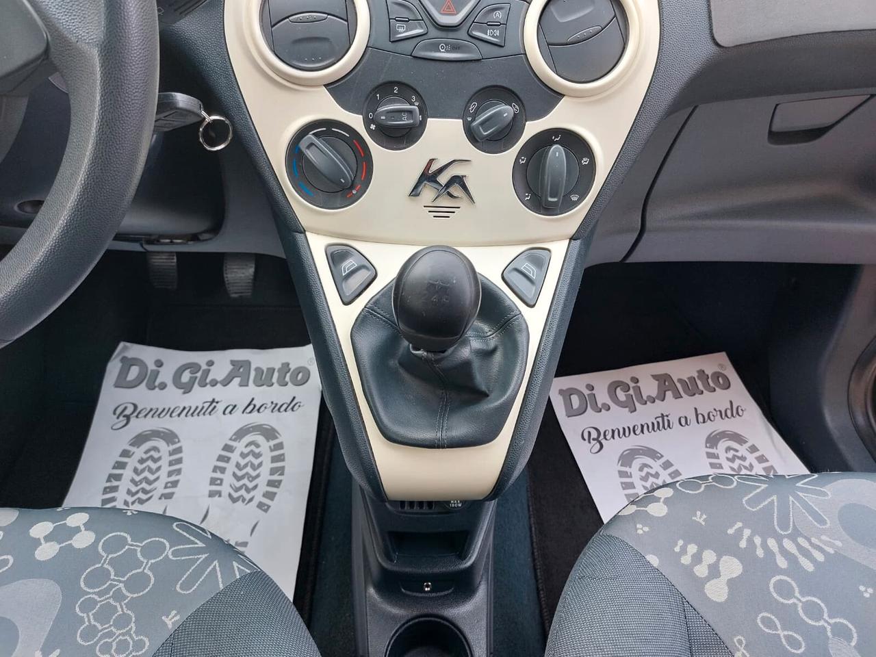 Ford Ka 1.2 8V 69CV Titanium