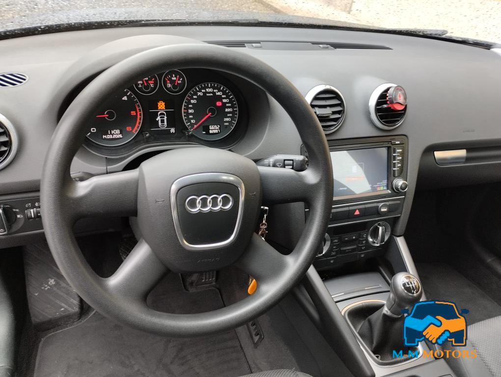Audi A3 Sportback 1.6 tdi Attraction