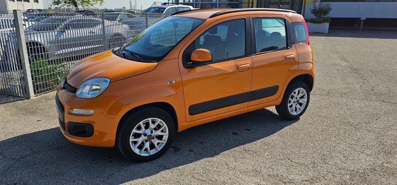 Fiat New Panda 0.9 TwinAir Turbo Natural Power Lounge VALUTO PERMUTA