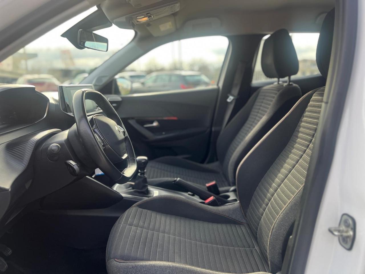 Peugeot 2008 BlueHDi 100 S&S Allure