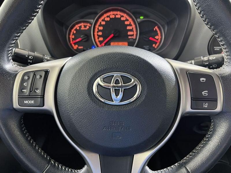 Toyota Yaris Yaris 5p 1.4 d-4d Active my16
