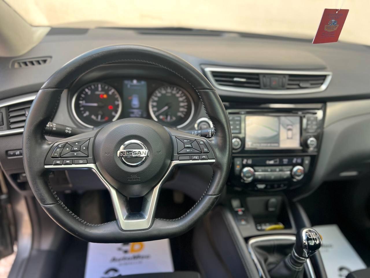 Nissan Qashqai 1.5 dCi N-Connecta