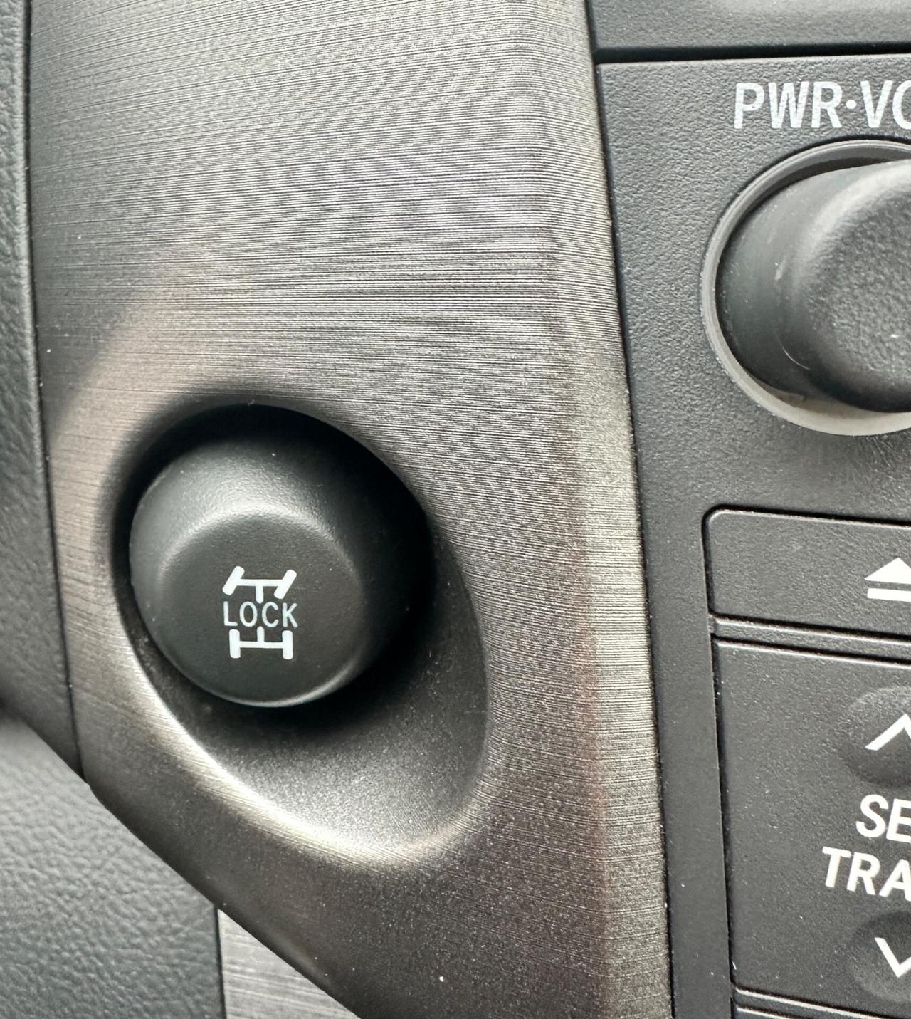 Toyota RAV 4 2.2 D-4D 150 CV DPF Exclusive