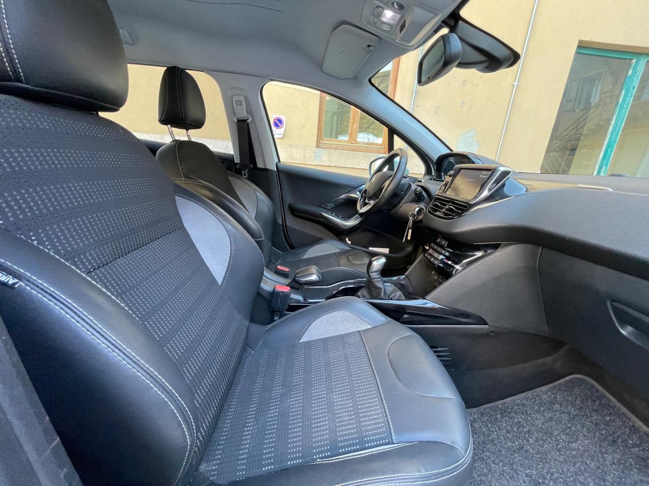 Peugeot 2008 BlueHDi 120 S&S Allure