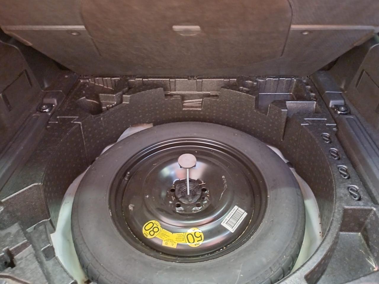 Land Rover Discovery Sport 2.0 eD4 150 CV 2WD R-Dynamic S