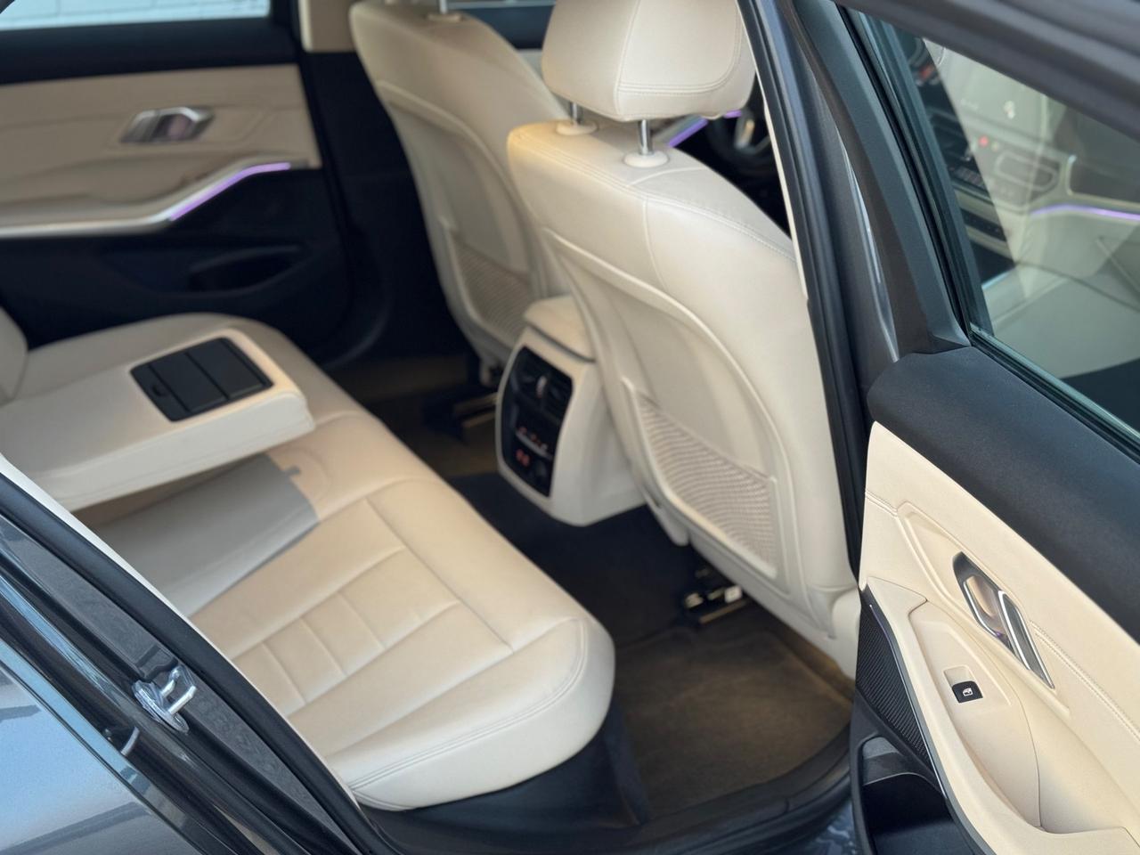 Bmw 320d Touring Luxury Automatico !