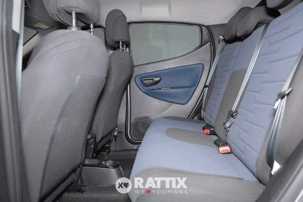 Lancia Ypsilon 1.0 Firefly Hybrid 70CV Platino