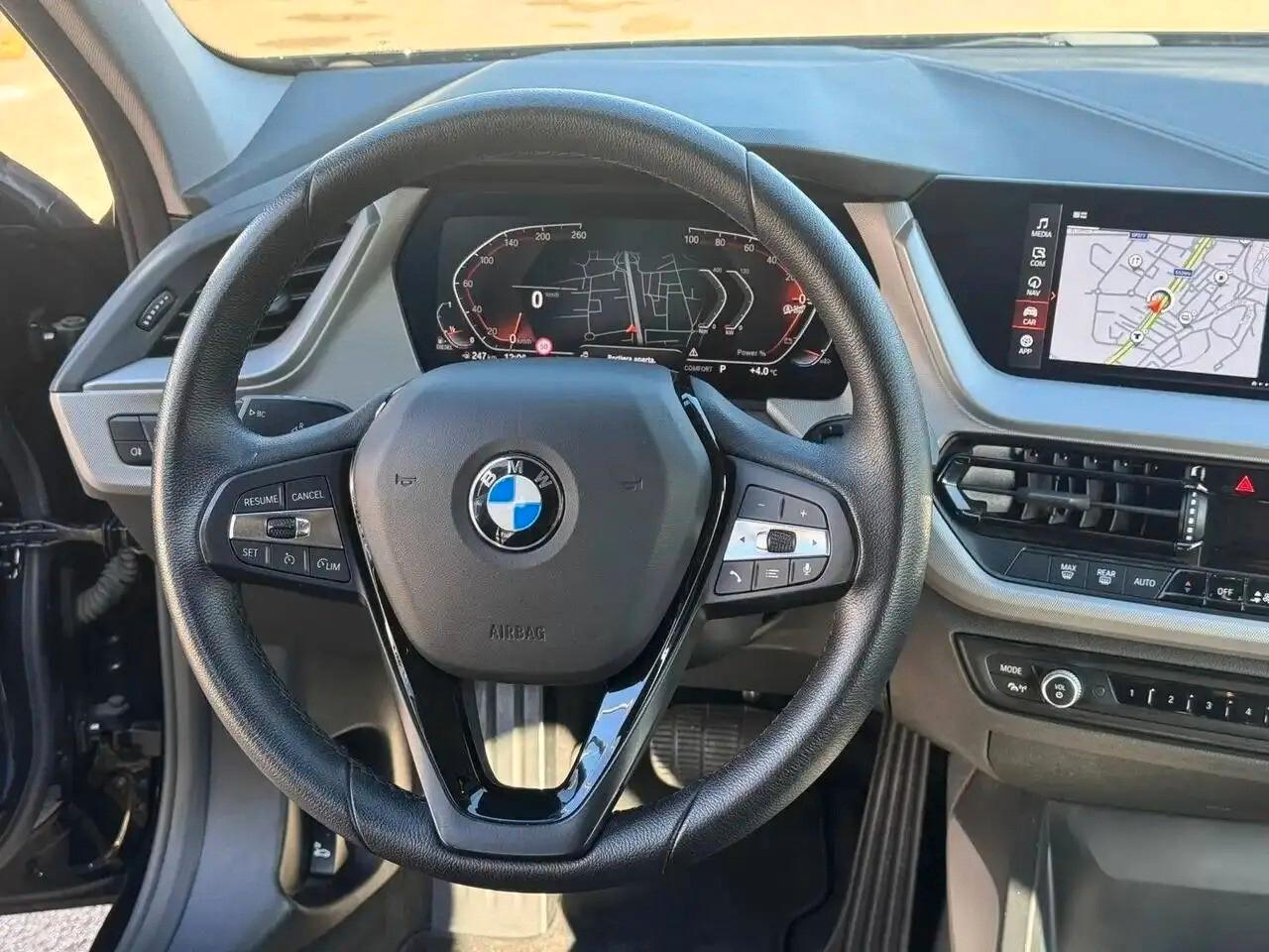 Bmw 118 118d 5p. Advantage