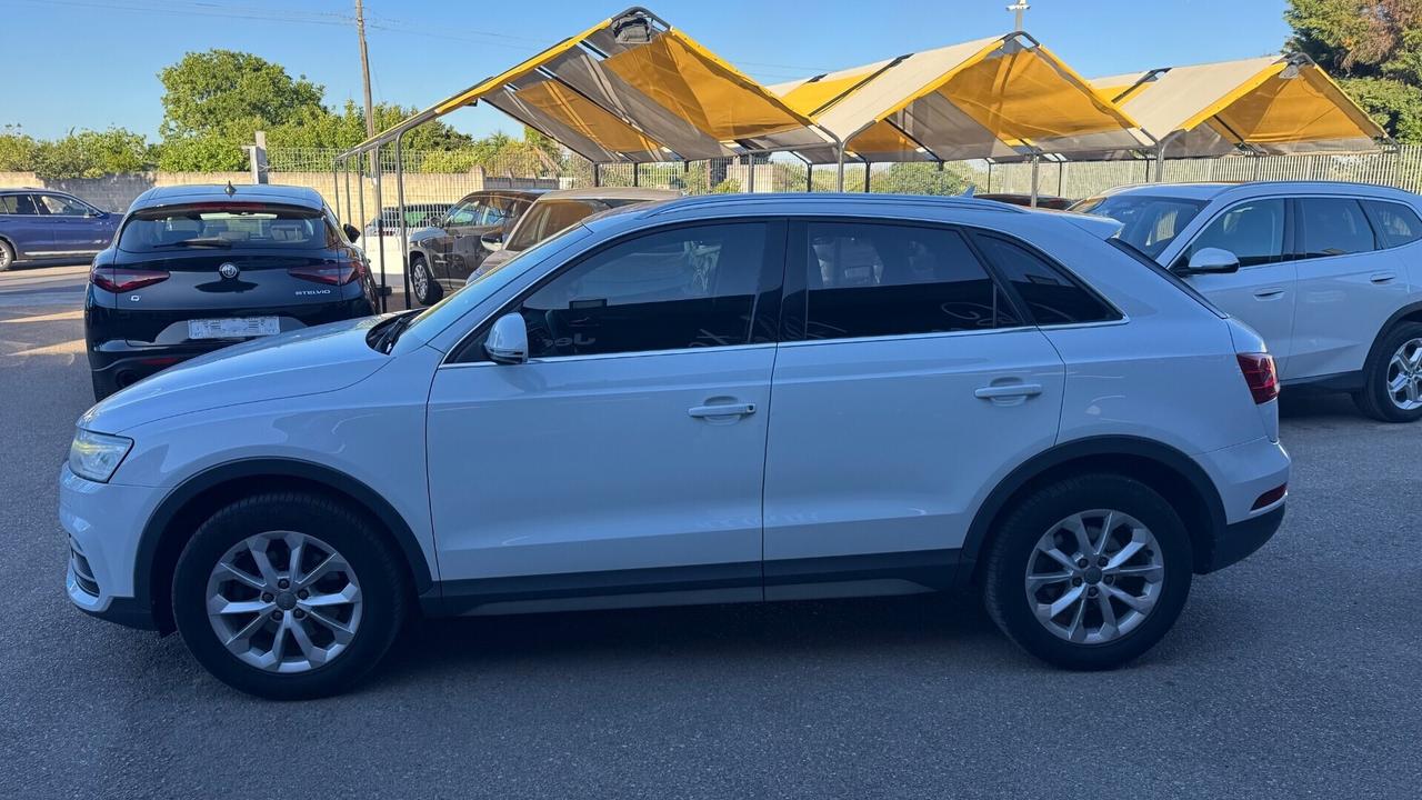 Audi Q3 2.0 TDI 150 CV quattro Sport