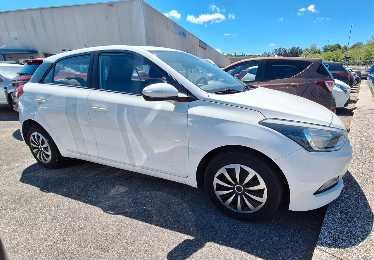 Hyundai i20 1.2 Classic NEOPATENTATI