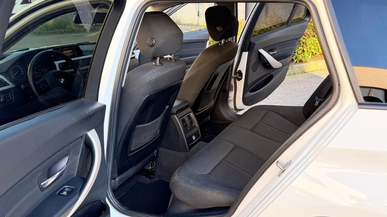 Bmw 320 320d xDrive Touring Sport