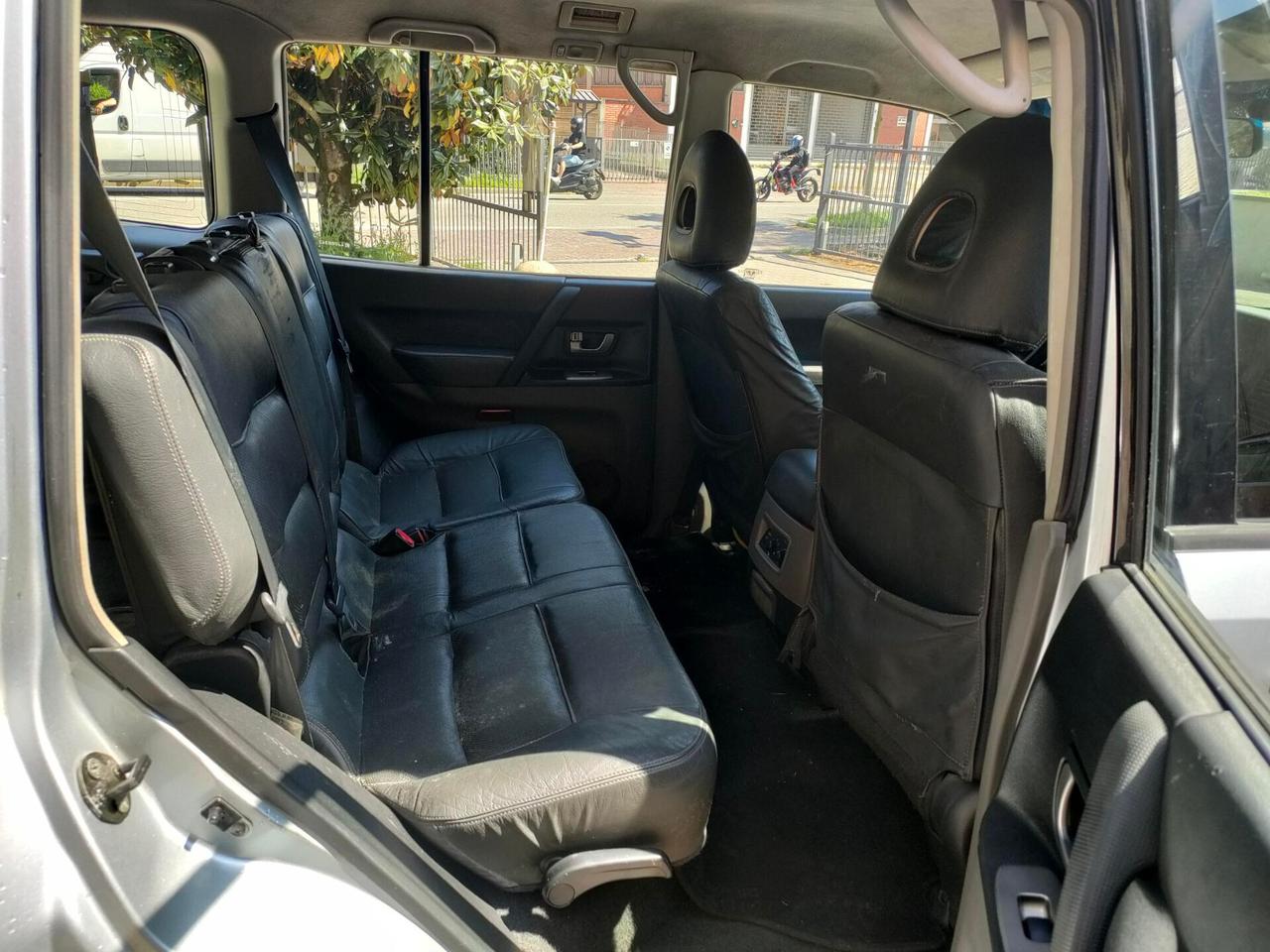 Mitsubishi Pajero 3.2 16V DI-D 7 p. Gancio