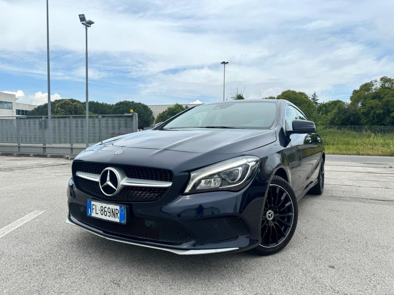 MERCEDES CLA 200d S.B. Sport - Tetto Led Navi