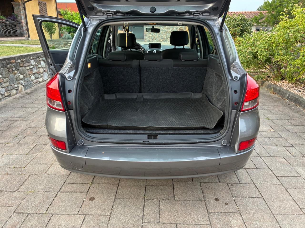 Renault Clio 1.2 16V TCE 100CV SporTour Luxe